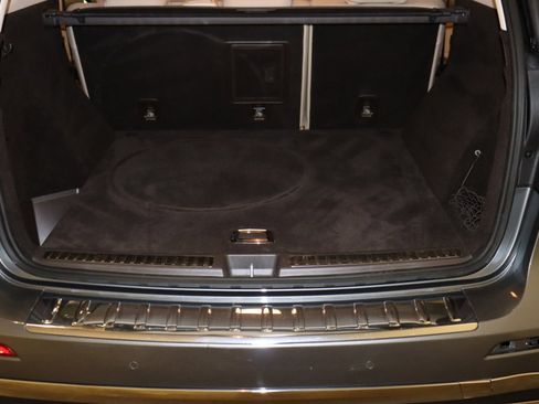 Used 2019 Mercedes-Benz GLE 400 4MATIC image 31