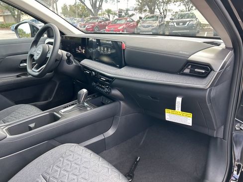 New 2026 Nissan Kicks SV w/ SV Premium Package image 41