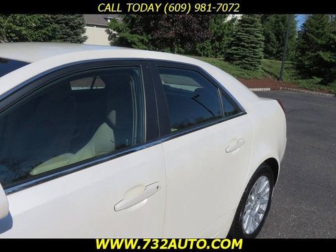 Used 2010 Cadillac CTS Luxury RWD image 32