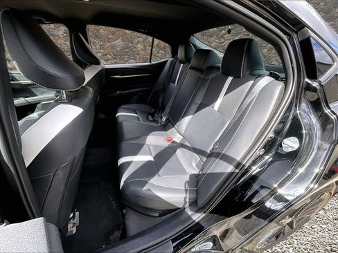 Used 2025 Toyota Camry SE FWD image 23