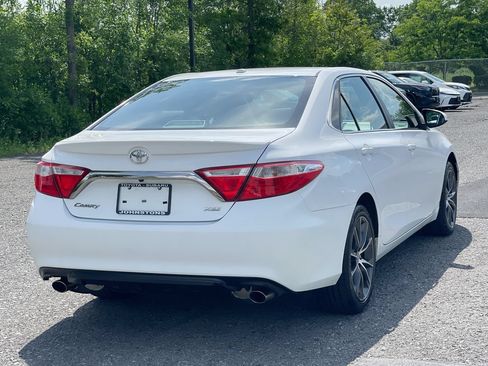 Used 2015 Toyota Camry XSE FWD image 15
