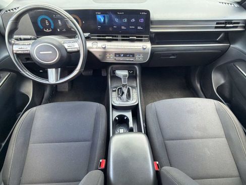 Used 2025 Hyundai Kona SEL FWD image 14