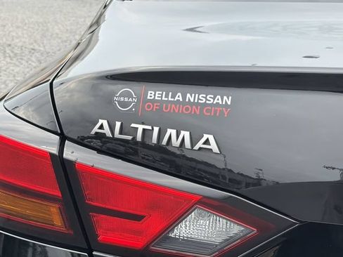 Used 2023 Nissan Altima 2.5 SL FWD image 5