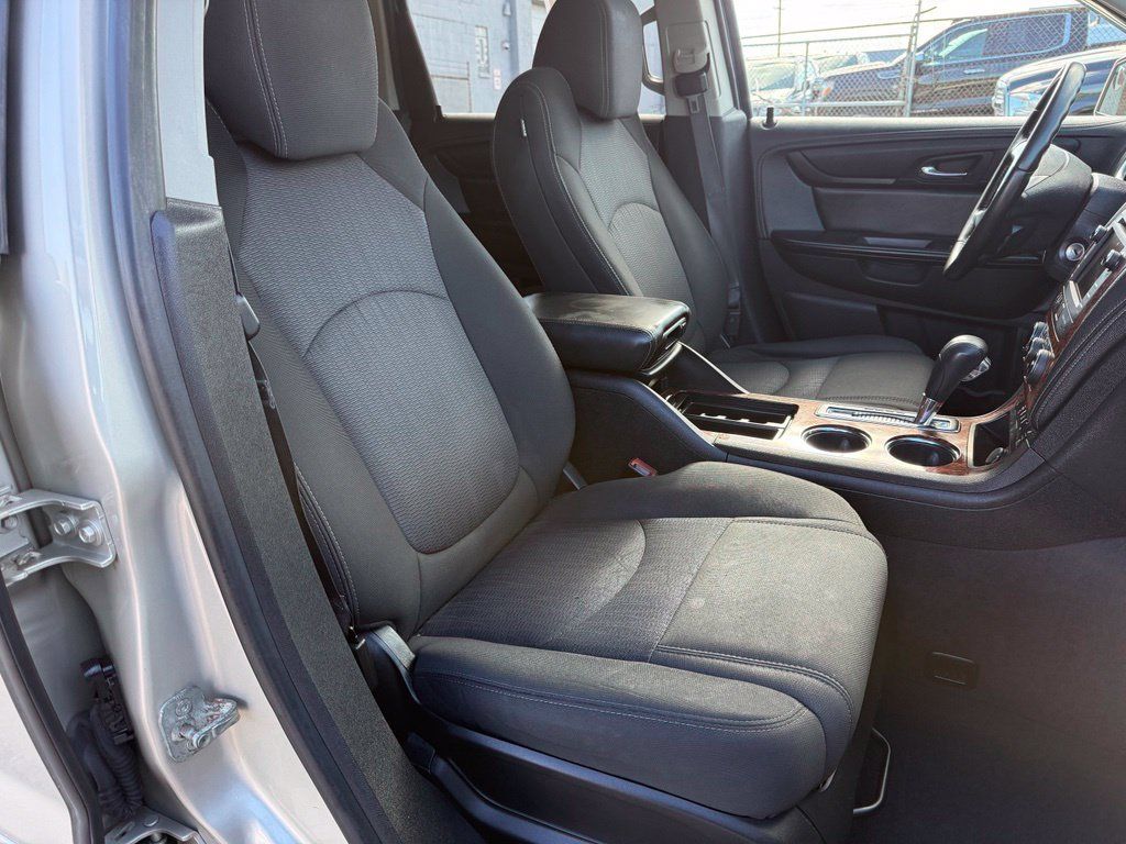 Used 2014 Chevrolet Traverse LT AWD/4WD image 29
