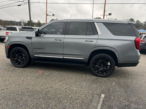 Used 2022 GMC Yukon SLT w/ SLT Premium Package image 19