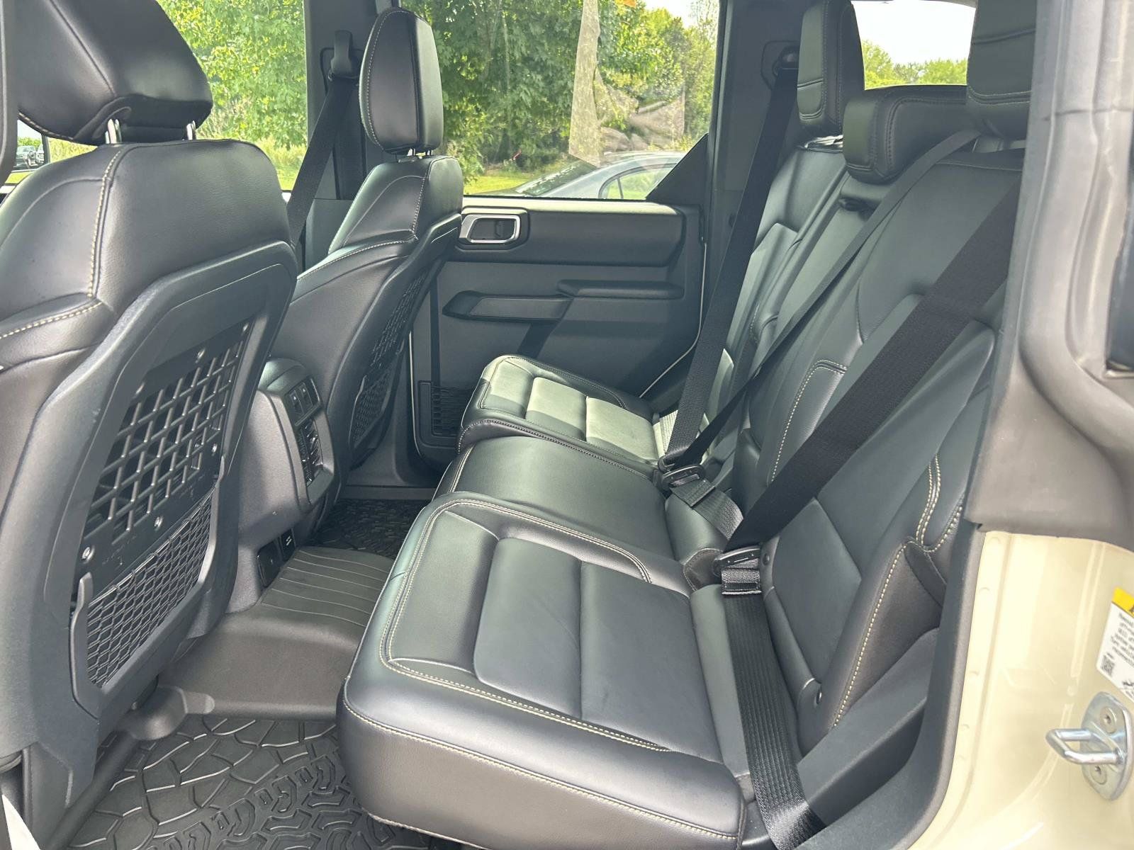 Used 2025 Ford Bronco Badlands AWD/4WD image 26