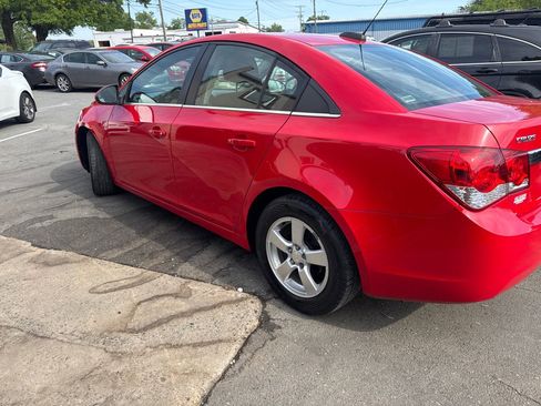 Used 2016 Chevrolet Cruze LT image 4