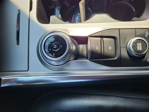 Used 2021 Ford Explorer Limited w/ Hybrid Equipment Group 310A AWD/4WD image 25