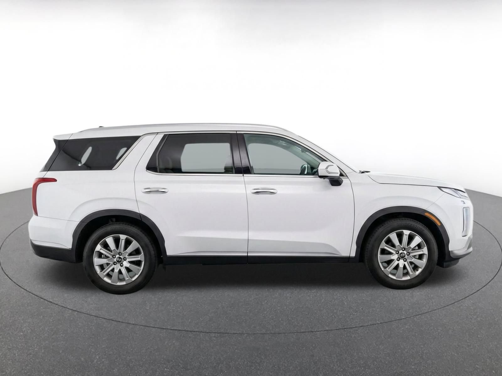 Used 2025 Hyundai Palisade SEL FWD image 9