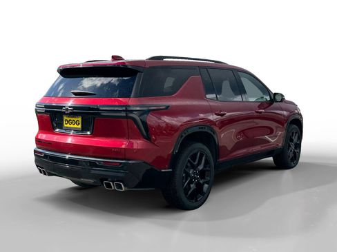 Used 2025 Chevrolet Traverse RS w/ LPO, Floor Liner Package AWD/4WD image 5