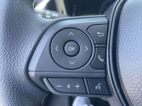 Used 2026 Toyota Corolla LE FWD image 17