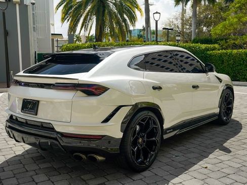 Used 2023 Lamborghini Urus Performante image 27