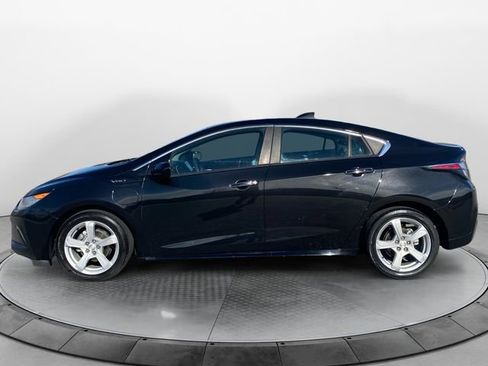 Used 2018 Chevrolet Volt LT image 2
