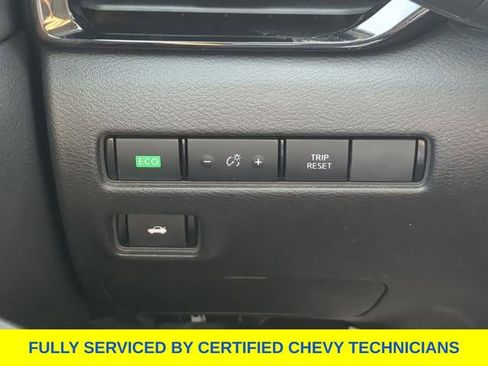 Used 2023 Nissan Sentra SV FWD image 29