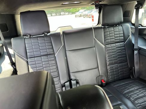Used 2023 Cadillac Escalade Sport Platinum AWD/4WD image 56