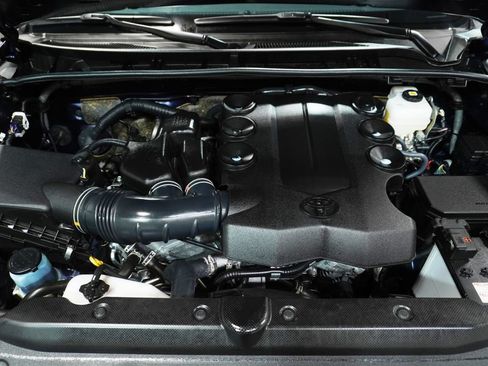 Certified 2024 Toyota 4Runner Limited AWD/4WD image 9