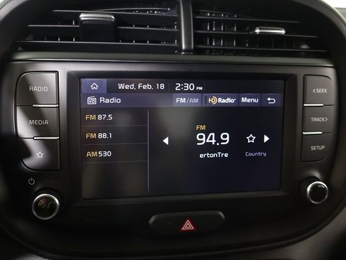 Used 2022 Kia Soul LX image 38