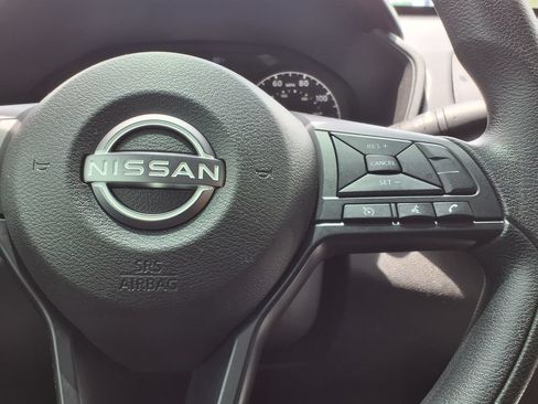 Used 2024 Nissan Altima 2.5 S FWD image 23