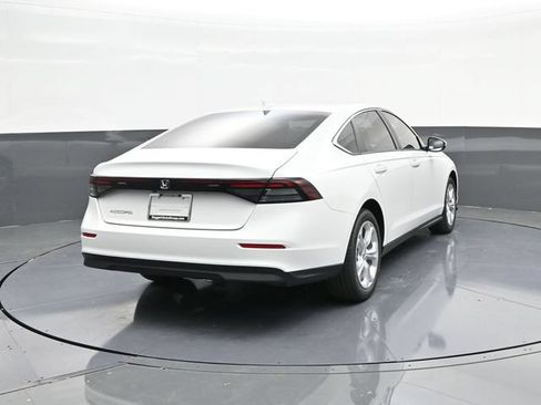 New 2025 Honda Accord LX image 10