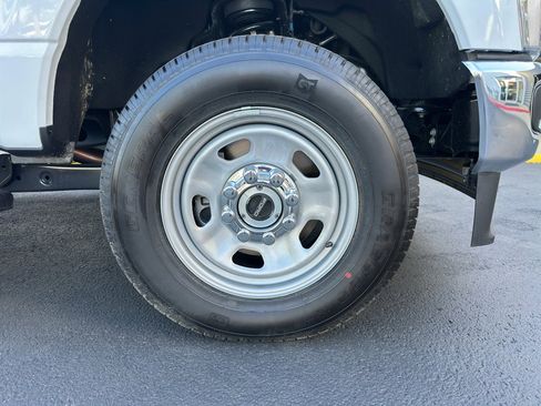 New 2025 Ford F350 XL w/ XL Chrome Package image 6