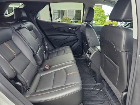 Used 2022 Chevrolet Equinox Premier image 15