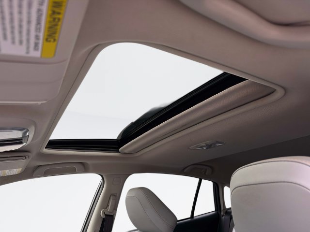 Used 2019 Subaru Crosstrek 2.0i Limited w/ Moonroof Package w/Navigation AWD/4WD image 23