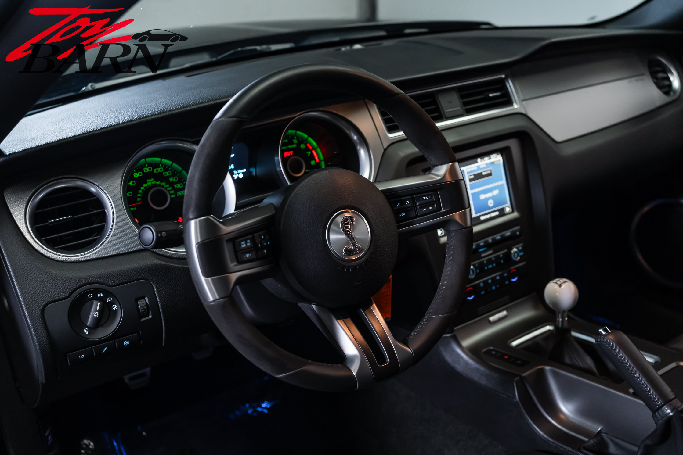 Used 2013 Ford Mustang Shelby GT500 RWD image 23