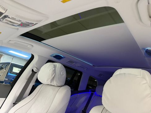 New 2026 Mercedes-Benz Maybach GLS 600 4MATIC image 18