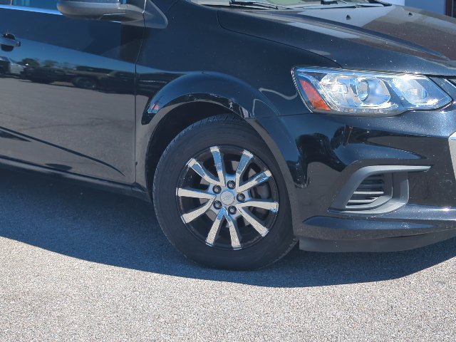 Used 2019 Chevrolet Sonic LT FWD image 5