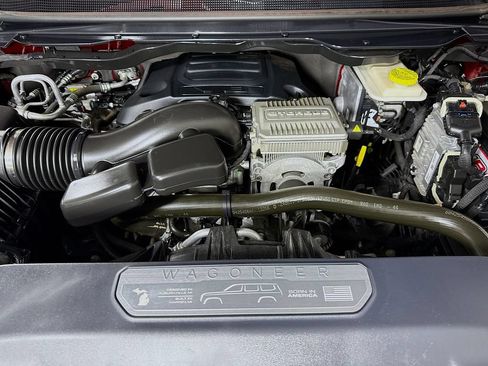 Used 2022 Jeep Wagoneer Series I AWD/4WD image 37