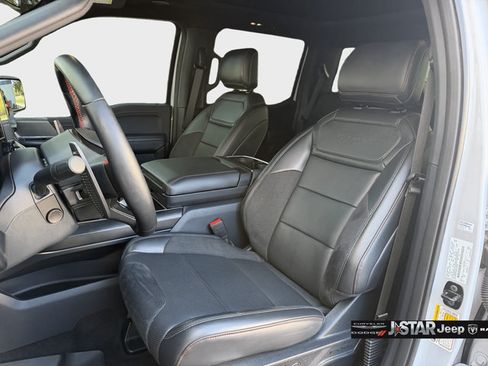 Used 2025 Ford F150 Raptor AWD/4WD image 11