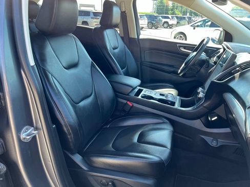 Used 2021 Ford Edge Titanium AWD/4WD image 14