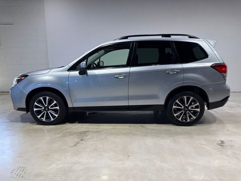 Used 2017 Subaru Forester 2.0XT Premium AWD/4WD image 4