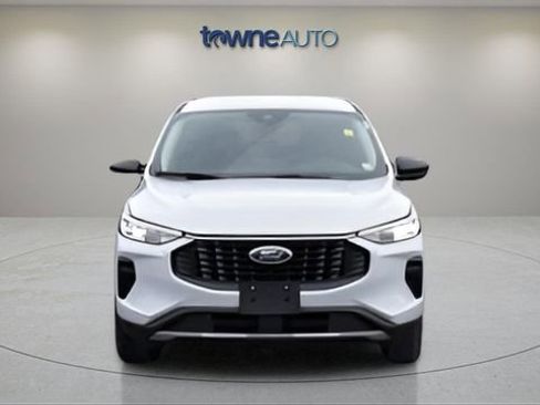 Used 2025 Ford Escape Active w/ Cold Weather Package AWD/4WD image 8