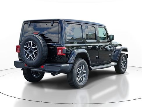 New 2026 Jeep Wrangler Sahara AWD/4WD image 6