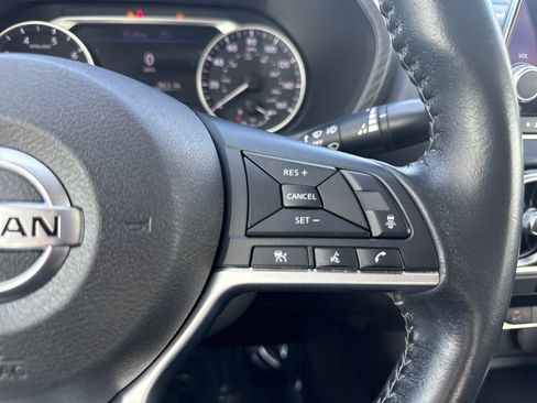 Used 2022 Nissan Sentra SV FWD image 16