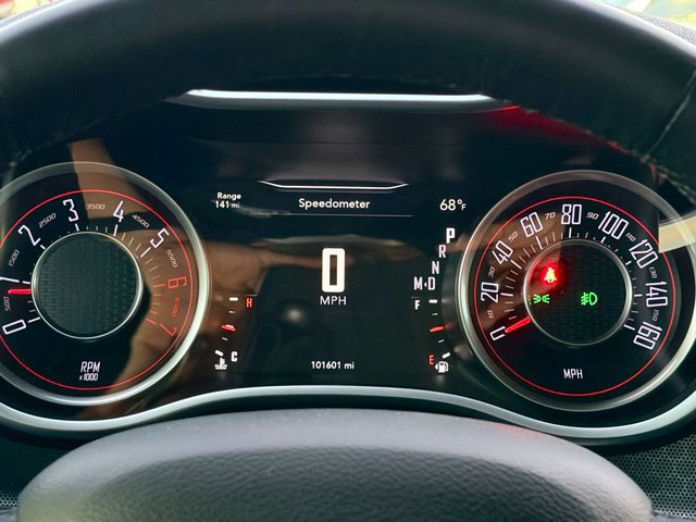 Used 2015 Dodge Challenger R/T Plus RWD image 39