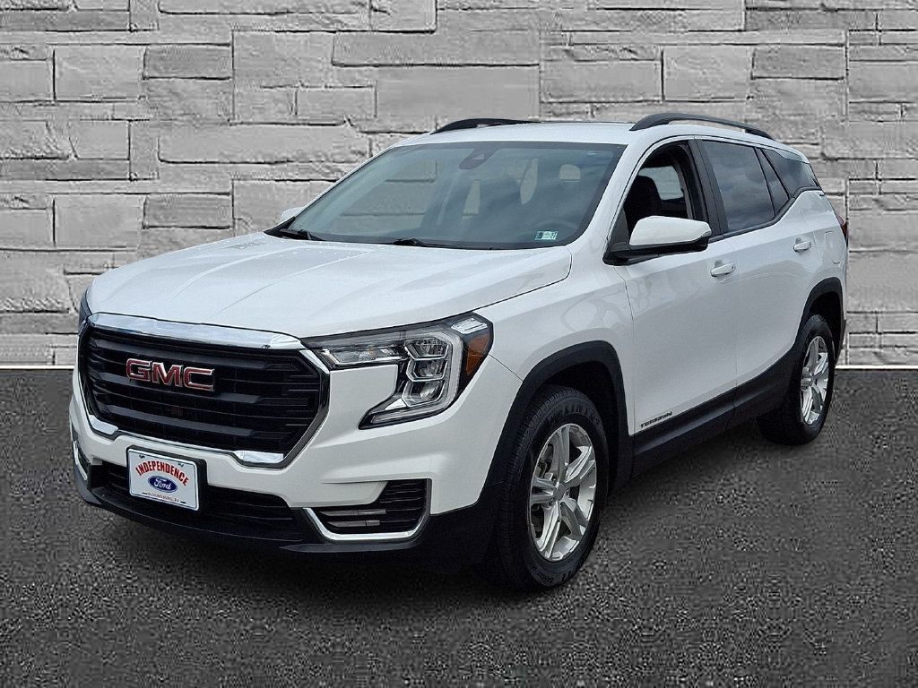 Used 2022 GMC Terrain SLE w/ Driver Convenience Package AWD/4WD image 4