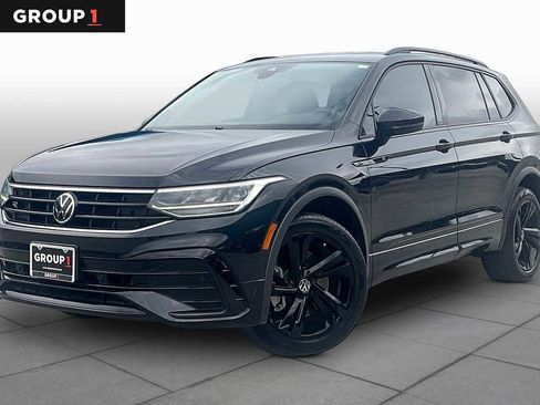 Used 2023 Volkswagen Tiguan SE R-Line FWD image 1