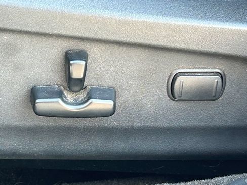 Used 2014 Subaru Outback 2.5i Premium w/ Accessory Value Package (OYZ) AWD/4WD image 25