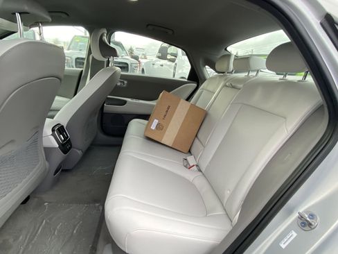 New 2025 Hyundai Ioniq 6 SEL image 15