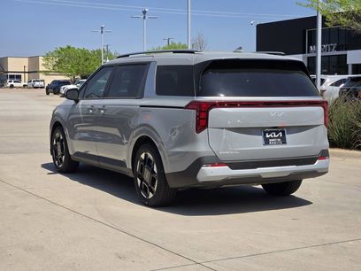 New 2026 Kia Carnival EX