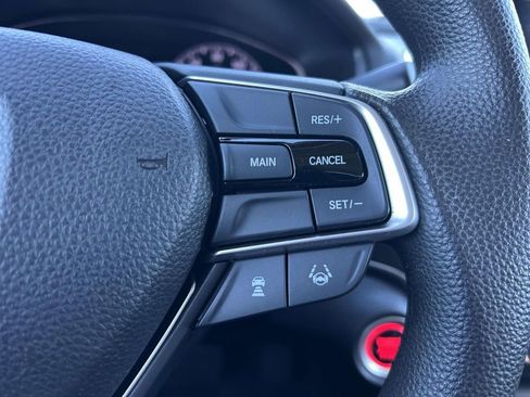 Used 2019 Honda Accord EX image 22