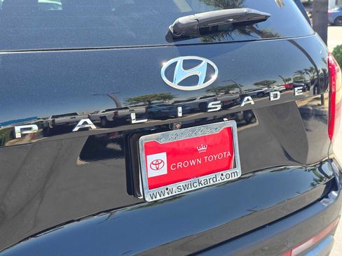 Used 2023 Hyundai Palisade SEL FWD image 14
