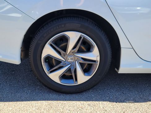 Used 2019 Honda Civic LX image 5