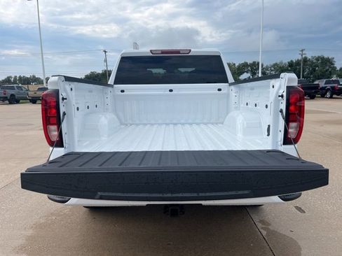 New 2026 GMC Sierra 1500 Elevation image 6