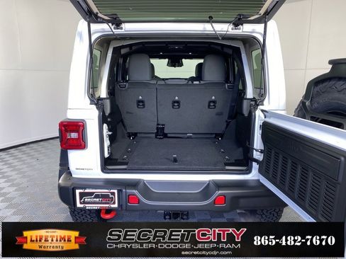 New 2026 Jeep Wrangler Unlimited Rubicon image 31