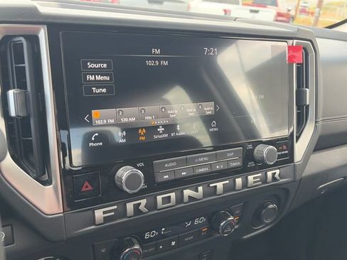 New 2026 Nissan Frontier 4x4 Crew Cab image 19
