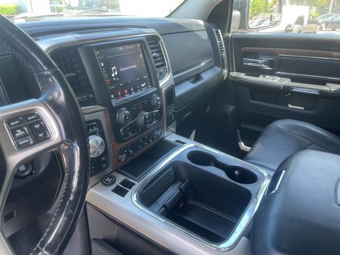 Used 2018 RAM 1500 Laramie w/ Convenience Group image 18