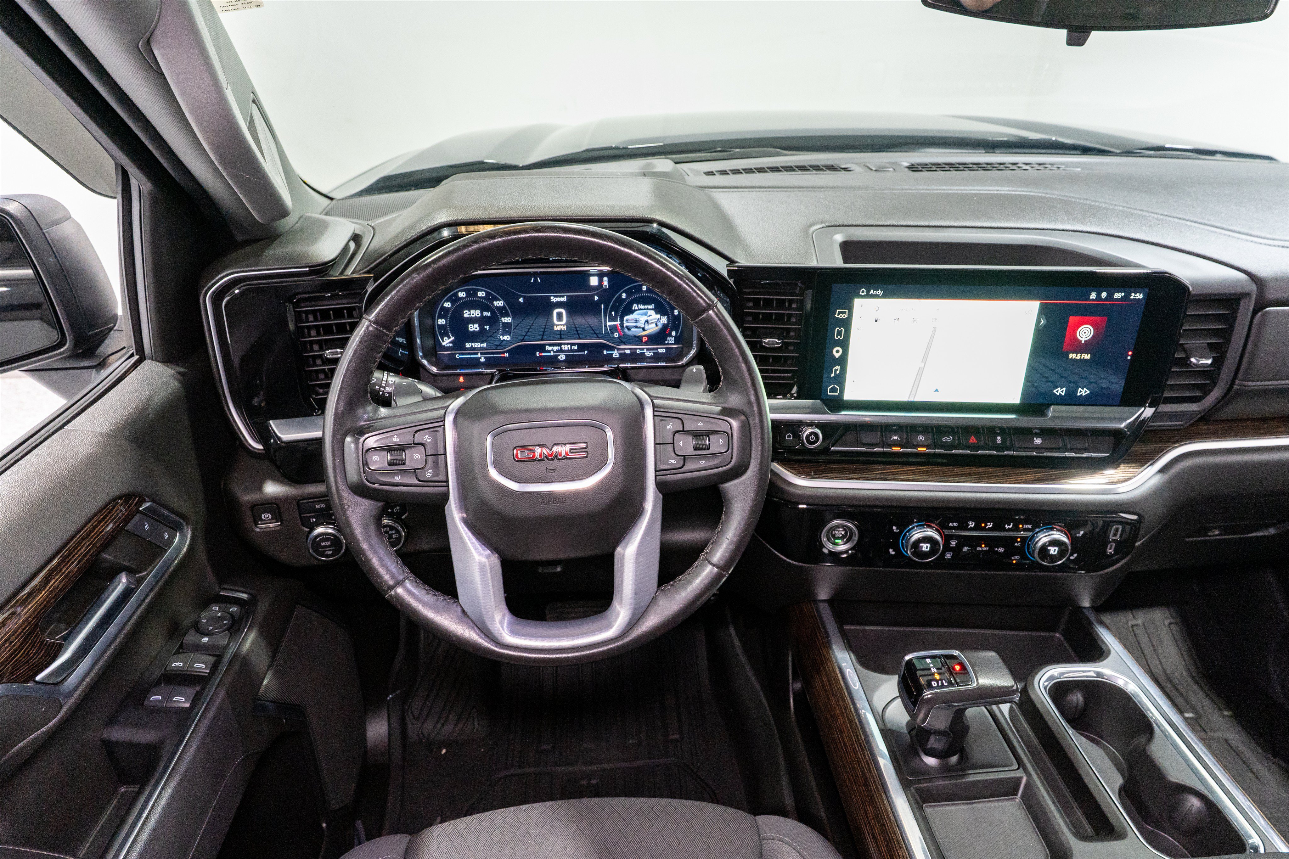 Used 2022 GMC Sierra 1500 Elevation AWD/4WD image 13